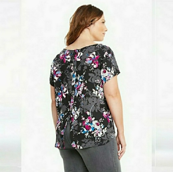 Torrid - Georgette Button Back - Picture 6 of 7